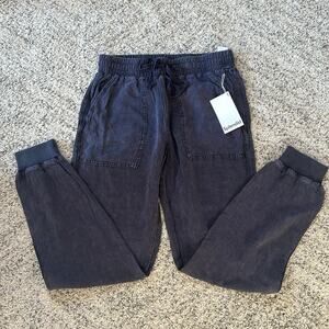 NWT - Splendid Soft Cargo Pants